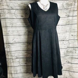 Modamix minimalist movement black dress size 18W.Pit to pit approx: 23 inches